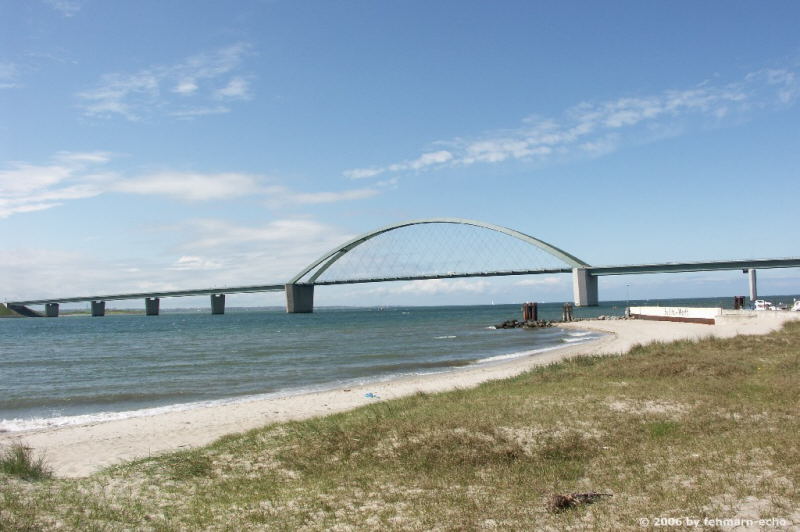 Die Fehmarn Sundbrücke - Start in den Urlaub